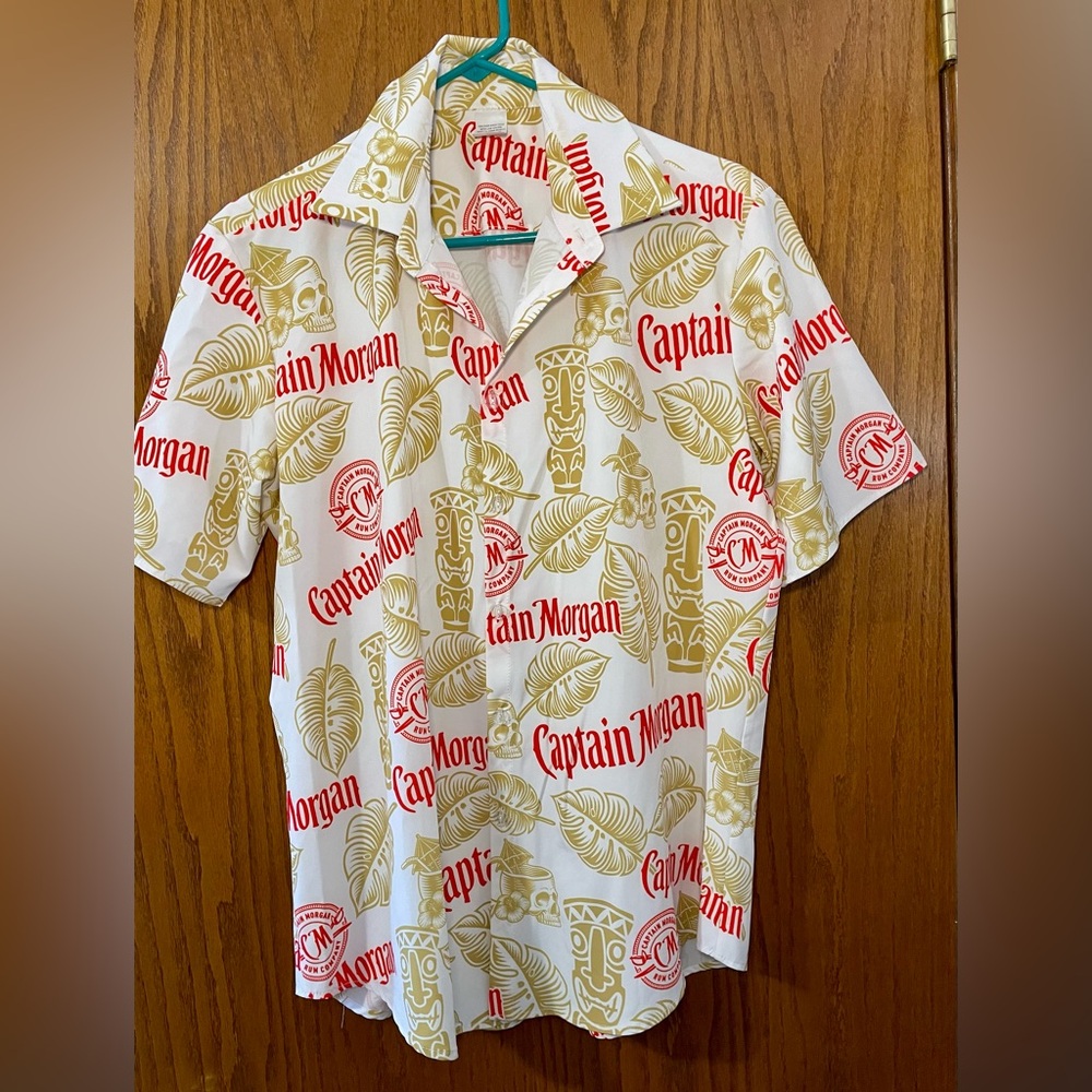 Vintage Captain Morgan Mens Shirt Button Up Sz-Med. Hawaiian USA  Poly.